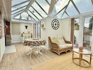 Sun Room- click for photo gallery